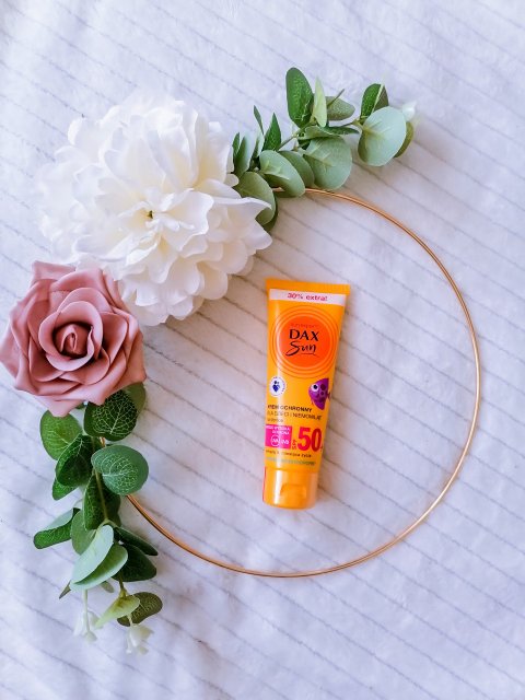 DAX Sun Krem ochronny SPF 50. 