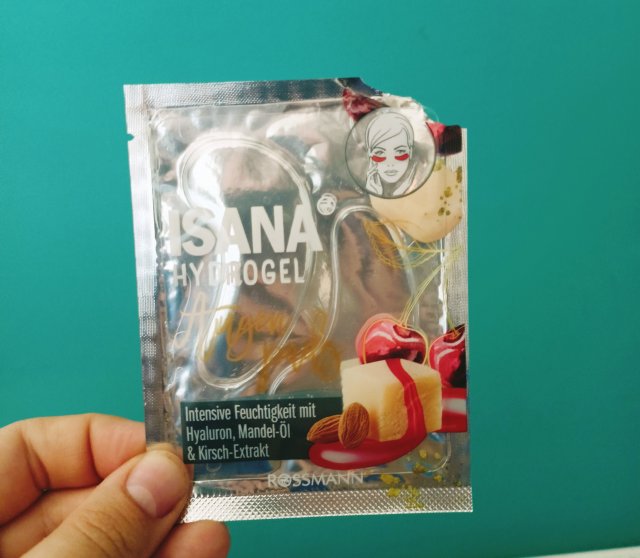 akcja denkowanie! grudzień - kosmetyki w świątecznych opakowaniach i świątecznych kolorach 🎄❄️⛄🎀🎁🎅