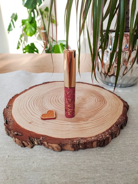 Eveline Oh! My Kiss Lipstick. Pomadka do ust z balsamem, 2w1, nr 14