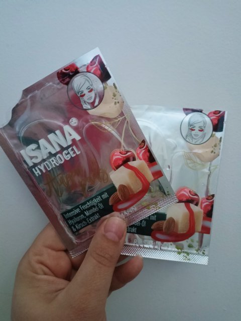 akcja denkowanie! grudzień - kosmetyki w świątecznych opakowaniach i świątecznych kolorach 🎄❄️⛄🎀🎁🎅