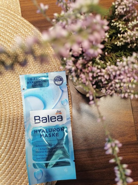 Balea Maseczka do twarzy, z kwasem hialuronowym, do każdego rodzaju skóry 