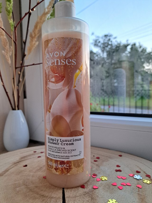 Avon Senses, Żel pod prysznic, Simply Luxurious, White Peach and Vanilla Orchid