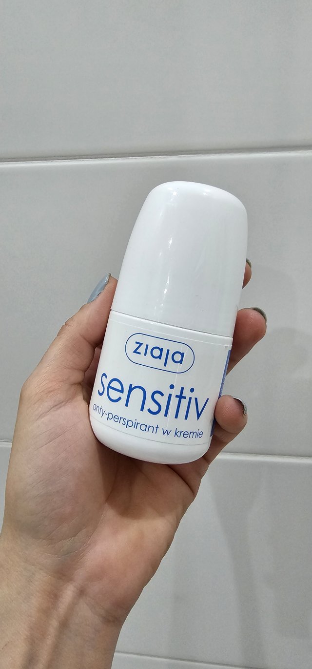 Ziaja Antyperspirant w kulce, Sensitiv