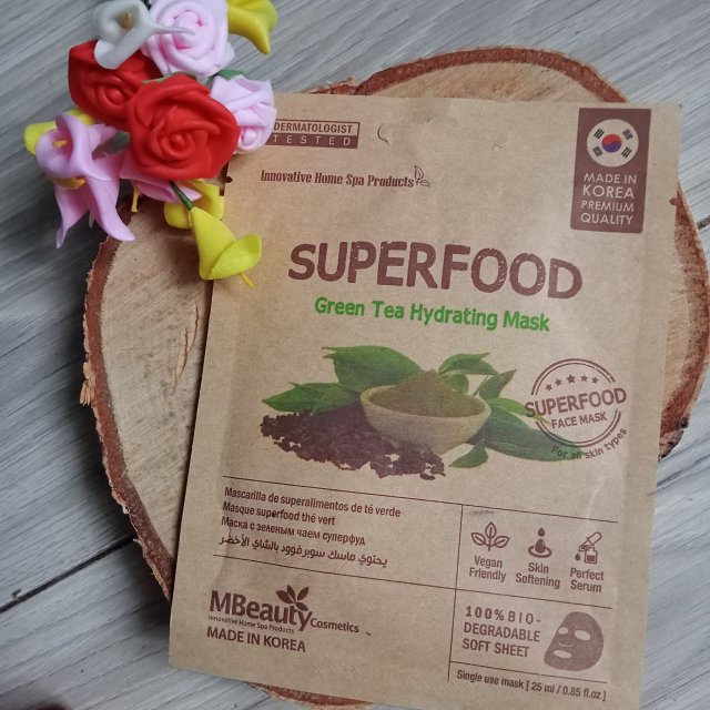 MBeauty Cosmetics Maska do twarzy w płacie, Nawilżająco-odmładzająca, Superfood, Zielona herbata