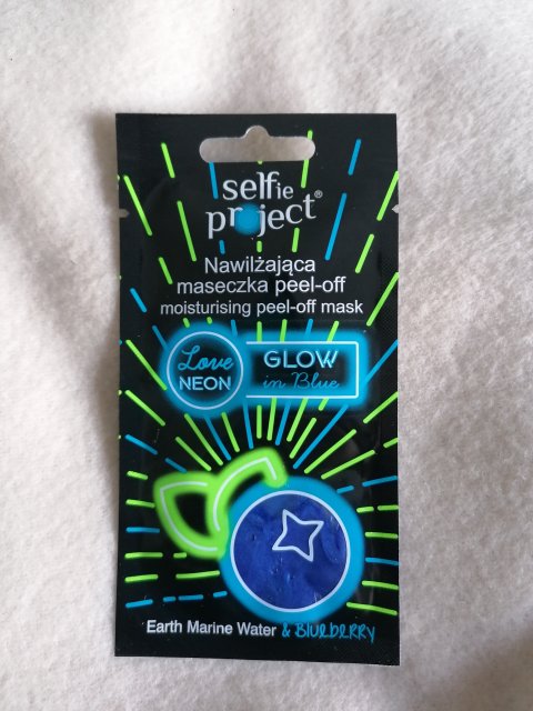 Selfie Project Love Neon, Maseczka do twarzy, Nawilżająca, Peel-off, Glow in Blue, Earth Marine Water & Blueberry 