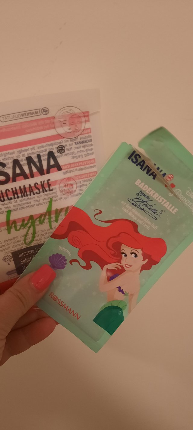 akcja denkowanie! grudzień - kosmetyki w świątecznych opakowaniach i świątecznych kolorach 🎄❄️⛄🎀🎁🎅