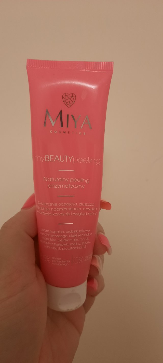 akcja denkowanie! grudzień - kosmetyki w świątecznych opakowaniach i świątecznych kolorach 🎄❄️⛄🎀🎁🎅