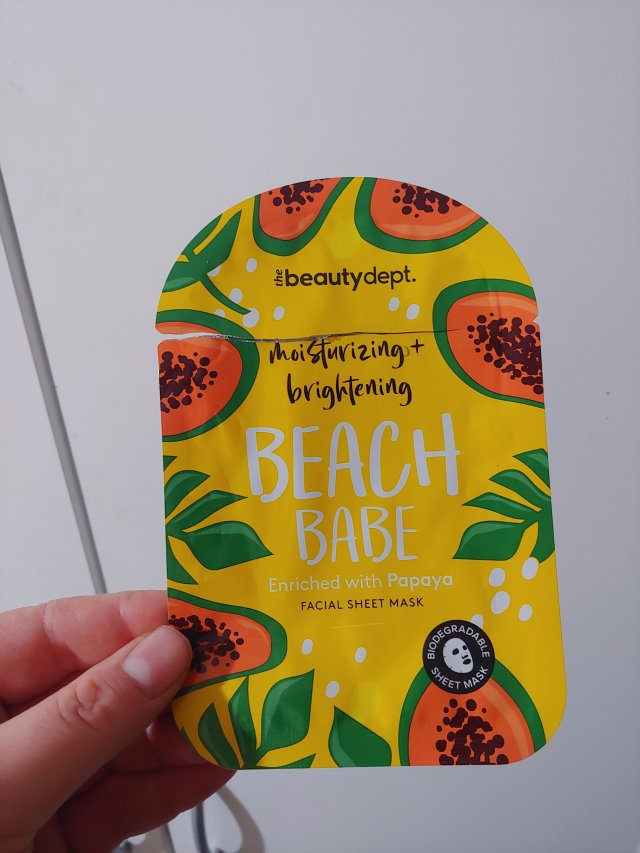 akcja denkowanie! grudzień - kosmetyki w świątecznych opakowaniach i świątecznych kolorach 🎄❄️⛄🎀🎁🎅