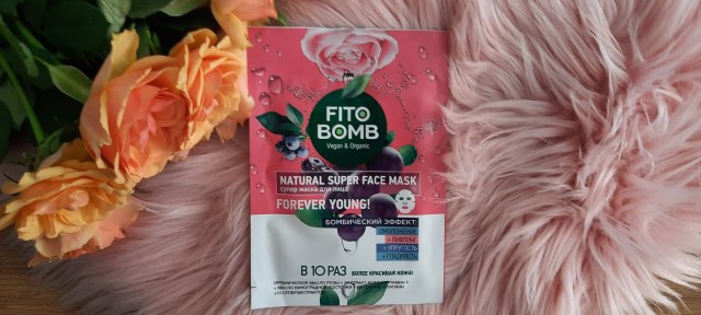 akcja denkowanie! grudzień - kosmetyki w świątecznych opakowaniach i świątecznych kolorach 🎄❄️⛄🎀🎁🎅