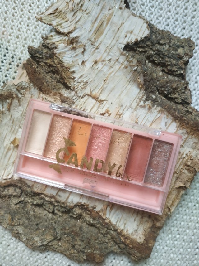 Lovely Candy Box, Paleta cieni do powiek