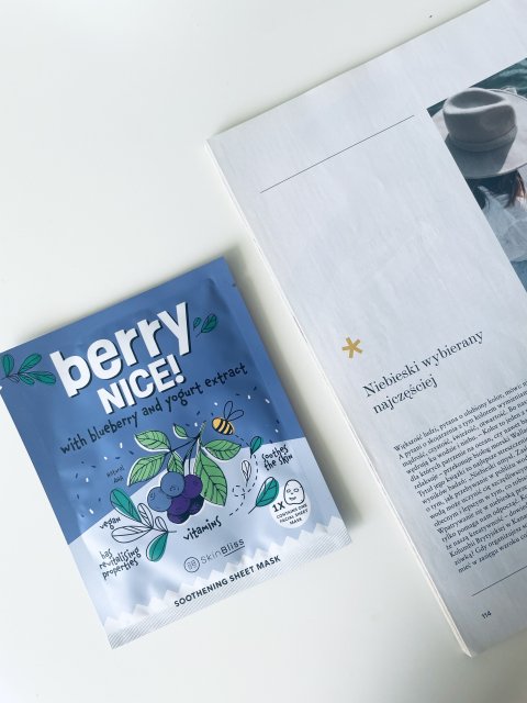 Dayes Europe B.V Maska do twarzy w płacie, Berry Nice!, Z wyciągiem z jagód i jogurtem, Zmiękczanie i rewitalizacja