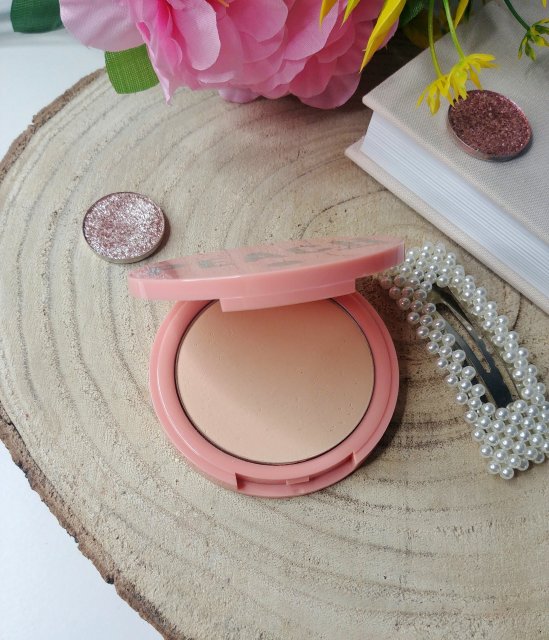 Bell Peach, Puder do twarzy, Upiększający, Brzoskwiniowy 