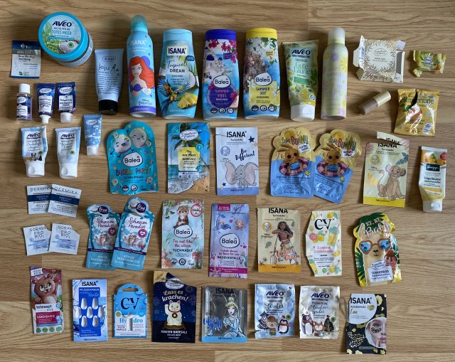 akcja denkowanie! grudzień - kosmetyki w świątecznych opakowaniach i świątecznych kolorach 🎄❄️⛄🎀🎁🎅