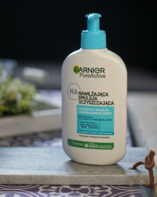 Garnier Pure Active, Emulsja oczyszczająca do twarzy, Nawilżająca, HA, Do każdego typu skóry, nawet wrażliwej