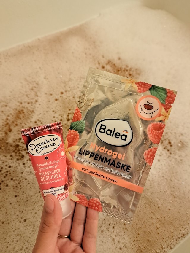 akcja denkowanie! grudzień - kosmetyki w świątecznych opakowaniach i świątecznych kolorach 🎄❄️⛄🎀🎁🎅