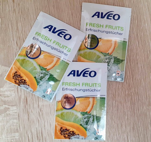 Aveo Chusteczka odświeżająca, Fresh Fruits, Nawilżana