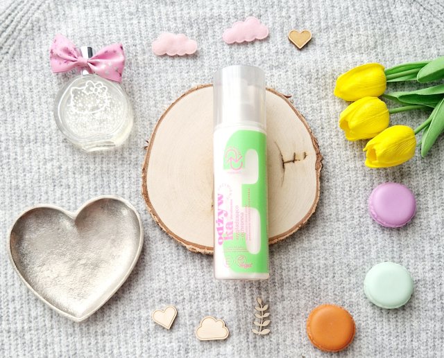 OnlyBio Hair Cycling, Odżywka do włosów w sprayu, Dwufazowa, Wygładzająco-ochronna 