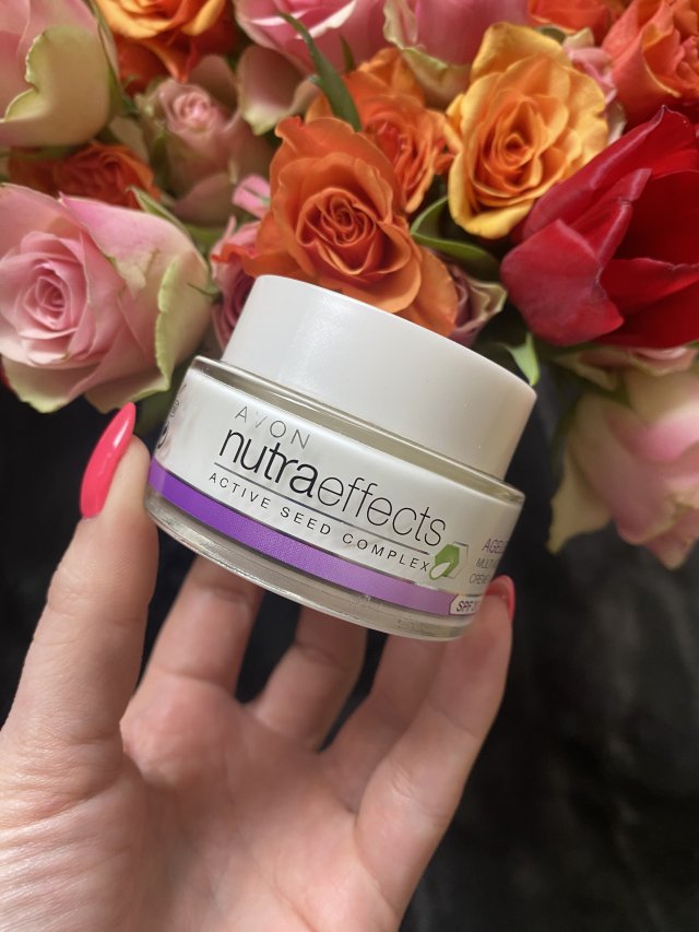 Avon Nutra Effect, Krem do twarzy, Ageless Multi-Action, Ujędrniająco-odżywczy