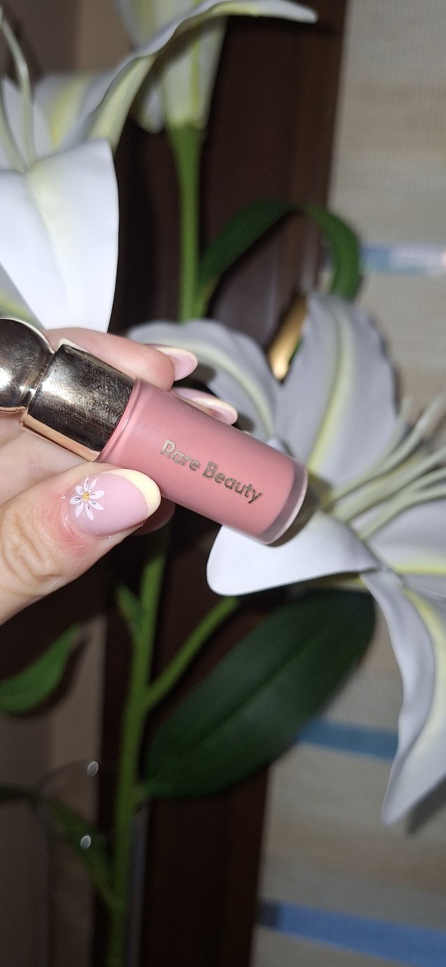 Rare Beauty Róż do policzków, Soft Pinch Liquid Blush, Hope