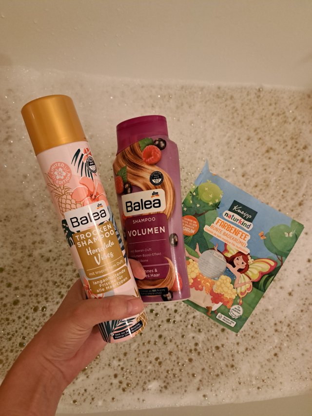 akcja denkowanie! grudzień - kosmetyki w świątecznych opakowaniach i świątecznych kolorach 🎄❄️⛄🎀🎁🎅