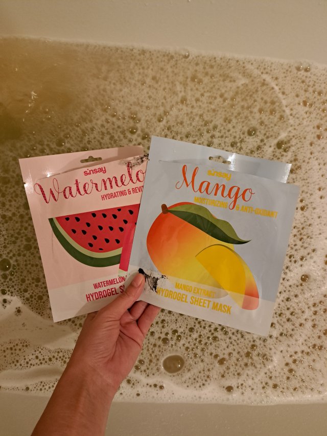 akcja denkowanie! grudzień - kosmetyki w świątecznych opakowaniach i świątecznych kolorach 🎄❄️⛄🎀🎁🎅