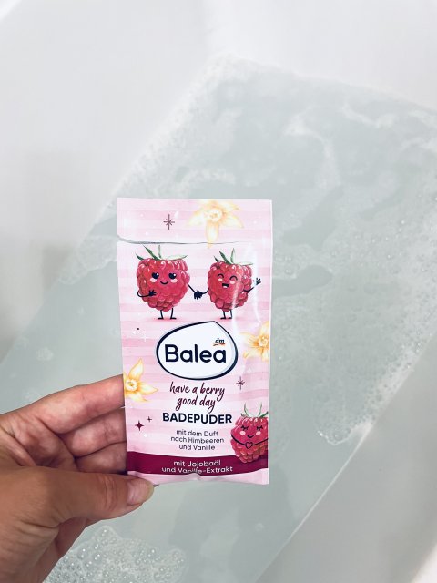 akcja denkowanie! grudzień - kosmetyki w świątecznych opakowaniach i świątecznych kolorach 🎄❄️⛄🎀🎁🎅