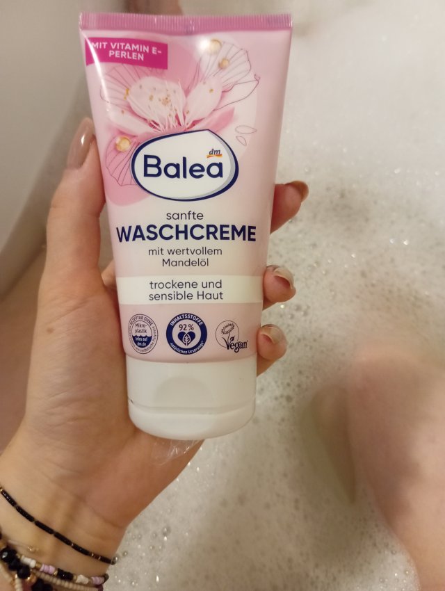 Balea Krem do mycia twarzy, Sanfte Wash Creme, Do suchej i wrażliwej cery