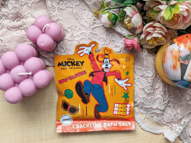 Topbrands Europe B.V. Disney Mickey and Friends, Sól do kąpieli, Strzelająca, Goofy