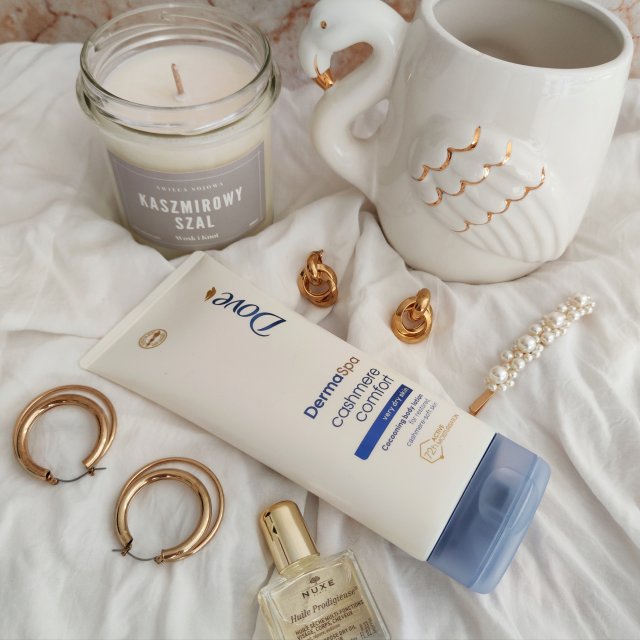 Dove Derma Spa, Balsam do ciała, Cashmere Comfort