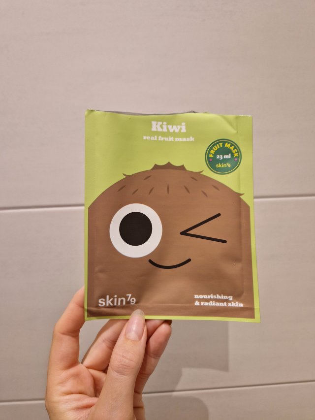 akcja denkowanie! grudzień - kosmetyki w świątecznych opakowaniach i świątecznych kolorach 🎄❄️⛄🎀🎁🎅