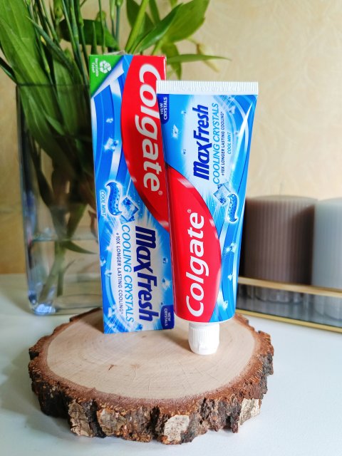 Colgate Pasta do zębów, Max Fresh Cooling Crystals 