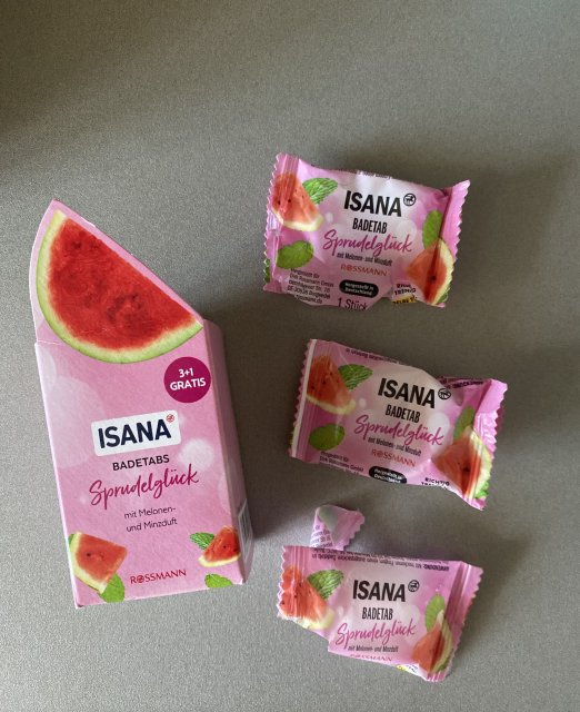 akcja denkowanie! grudzień - kosmetyki w świątecznych opakowaniach i świątecznych kolorach 🎄❄️⛄🎀🎁🎅