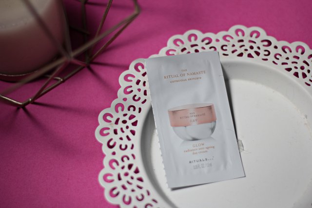 RITUALS Krem do twarzy, Na dzień, Przeciwzmarszczkowy, The Ritual of Namaste Radiance, Anti-Aging 