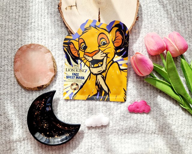 Topbrands Europe B.V. Disney, The Lion King, Maseczka do twarzy w płachcie, Simba, Relaksująca z wyciągiem z jagód goji