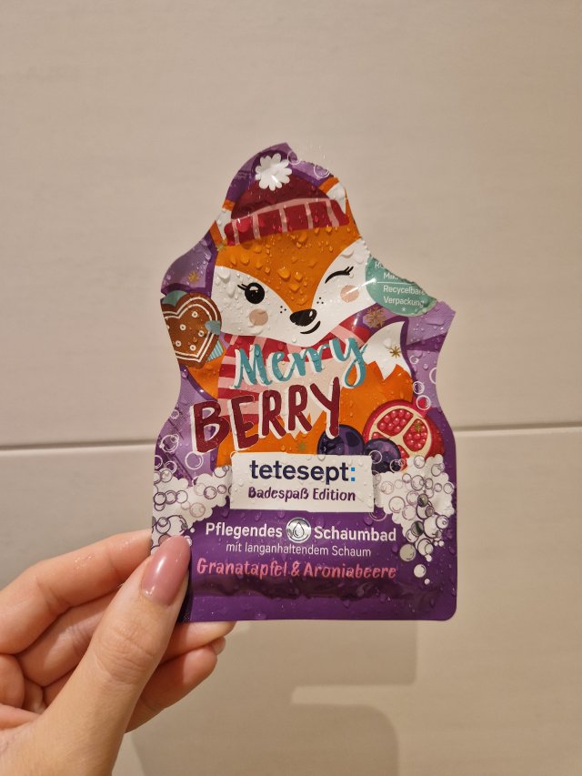 akcja denkowanie! grudzień - kosmetyki w świątecznych opakowaniach i świątecznych kolorach 🎄❄️⛄🎀🎁🎅