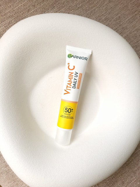 Garnier Skin Naturals, Vitamin C, Fluid do twarzy, Daily UV, Glow/Blask, SPF 50 +