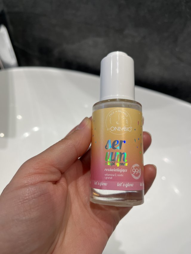 Denkowanie część druga :) Grudzień, kosmetyki w świątecznych opakowaniach lub w świątecznych kolorach: czerwonym, zielonym i złotym 