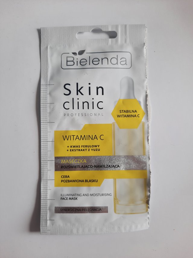 Denkowanie część druga :) Grudzień, kosmetyki w świątecznych opakowaniach lub w świątecznych kolorach: czerwonym, zielonym i złotym 