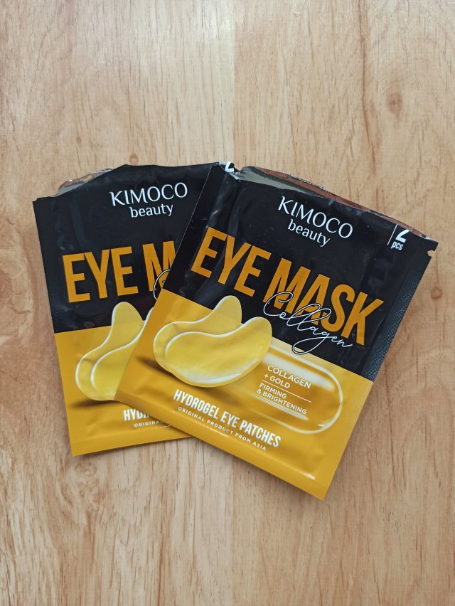 Denkowanie część druga :) Grudzień, kosmetyki w świątecznych opakowaniach lub w świątecznych kolorach: czerwonym, zielonym i złotym 