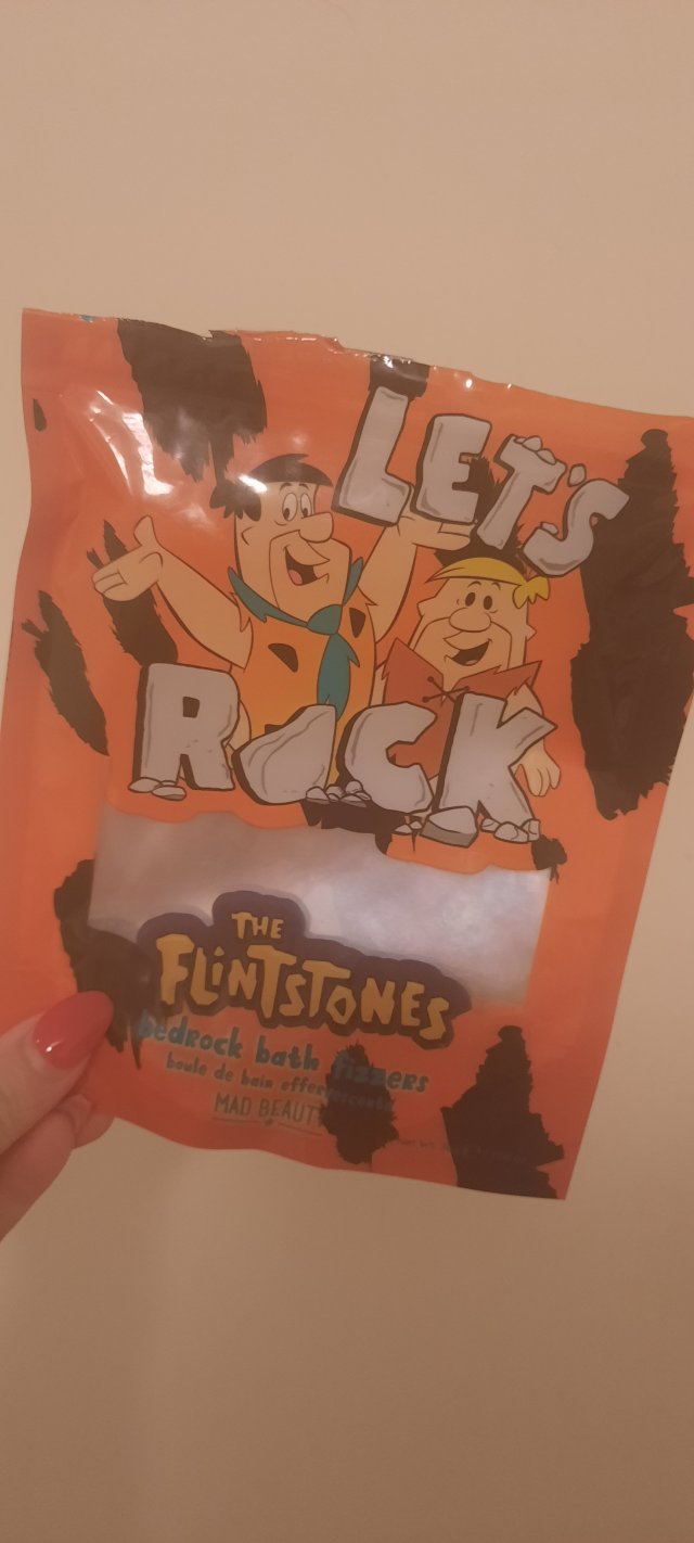 Denkowanie część druga :) Grudzień, kosmetyki w świątecznych opakowaniach lub w świątecznych kolorach: czerwonym, zielonym i złotym 