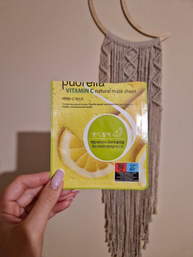 Denkowanie część druga :)  Czerwiec, Lato puka do drzwi 🏖️☀️, czyli zużywamy kosmetyki w kolorze żółtego 💛, pomarańczowego 🧡 i zielonego 💚 oraz z owocami 🍓🍒🍎🍉🍑🍊🥭🍋🍈🍐🥝🥑🍇