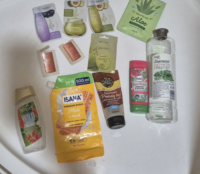 Denkowanie część druga :)  Lipiec: Czas na podróże! Zużywamy produkty do 100 ml ✈️🌴