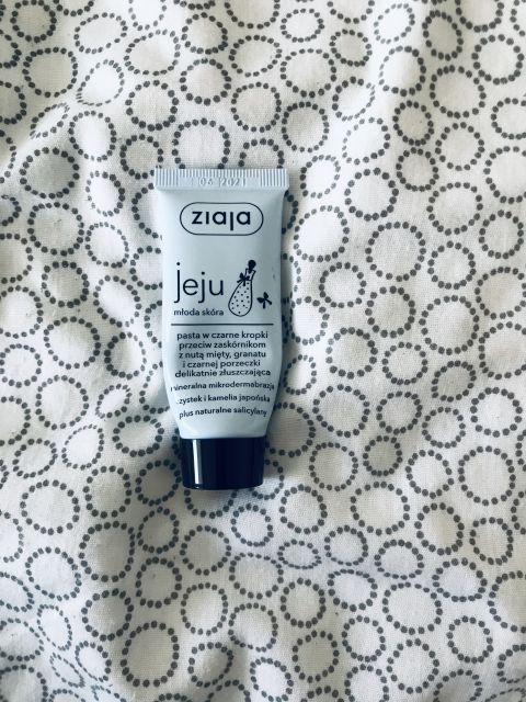 akcja denkowanie! grudzień - kosmetyki w świątecznych opakowaniach i świątecznych kolorach 🎄❄️⛄🎀🎁🎅