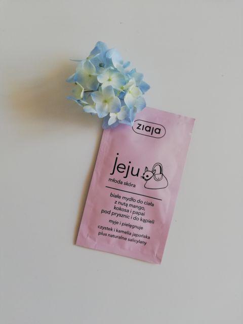 Ziaja Jeju, Białe mydło do ciała, Z nutą mango, kokosa i papai