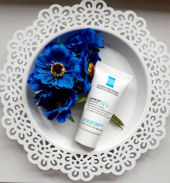La Roche Posay Lipikar Baume, AP + M, Balsam do ciała, Regenerujący, O potrójnym działaniu przeciw swędzeniu, przeciw nawracającej suchości