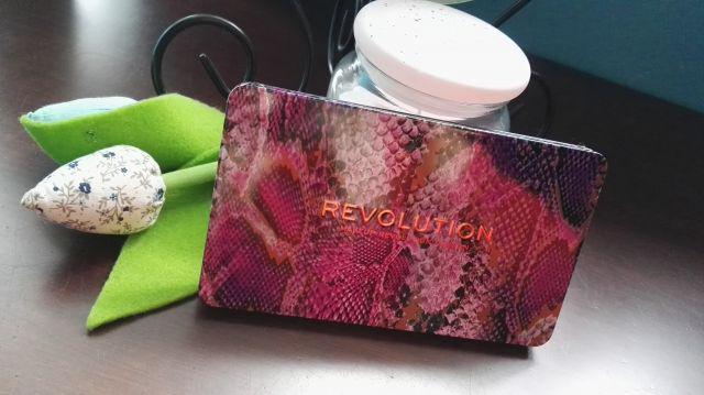 Makeup Revolution Paleta cieni, Forever Flawless Show Stopper