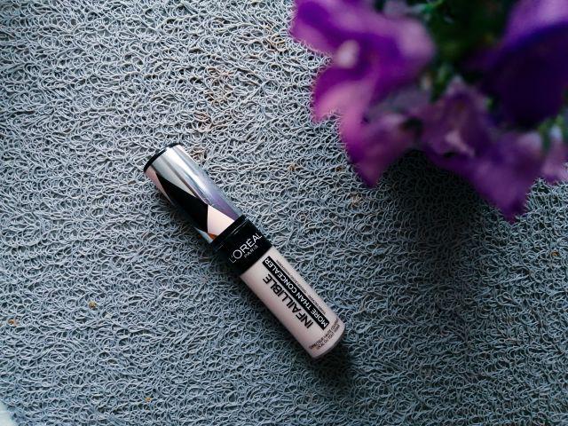 L'Oréal Infallible, More Than Concealer, Korektor do twarzy i pod oczy, nr 320 Porcelain