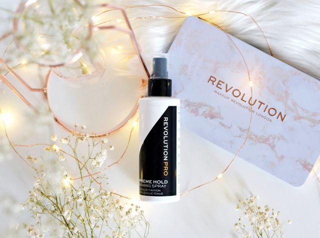 Makeup Revolution PRO, Supreme Hold Finishing Spray, Utrwalacz do makijażu w sprayu