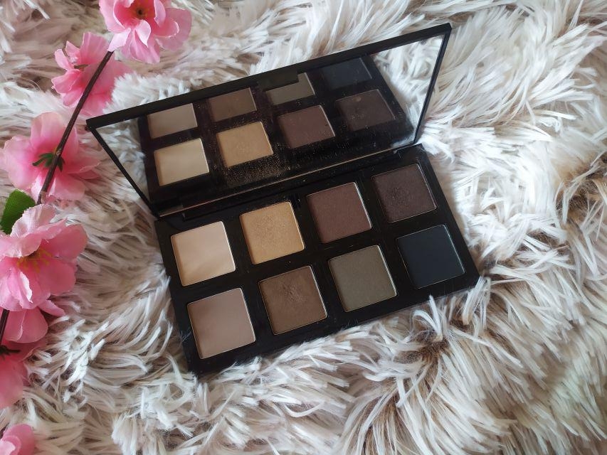 The Body Shop Paleta cieni do powiek, Down to Earth