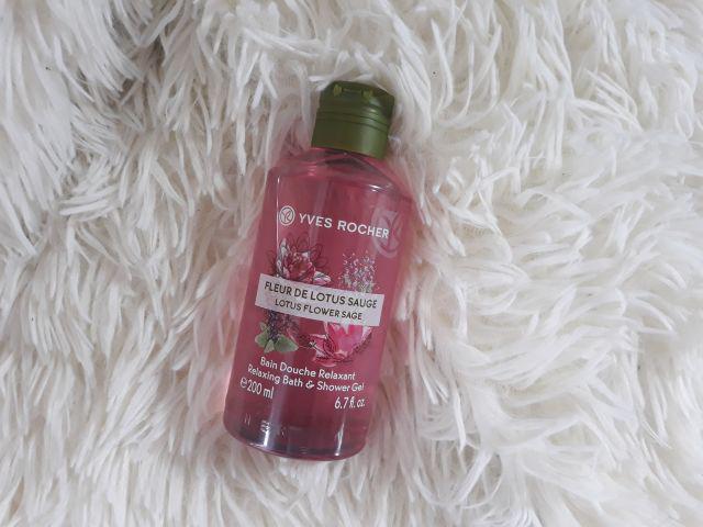 Yves Rocher Żel pod prysznic, Kwiat lotosu i szałwia